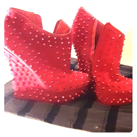 Red Spiked Heels/Wedges - Picture 1 of 6